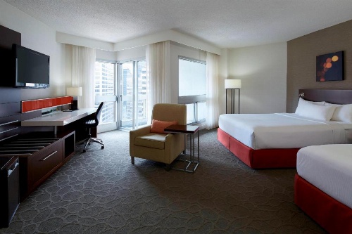 Delta Hotels by Marriott Montreal image 9