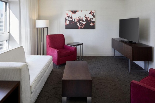 Delta Hotels by Marriott Montreal image 39